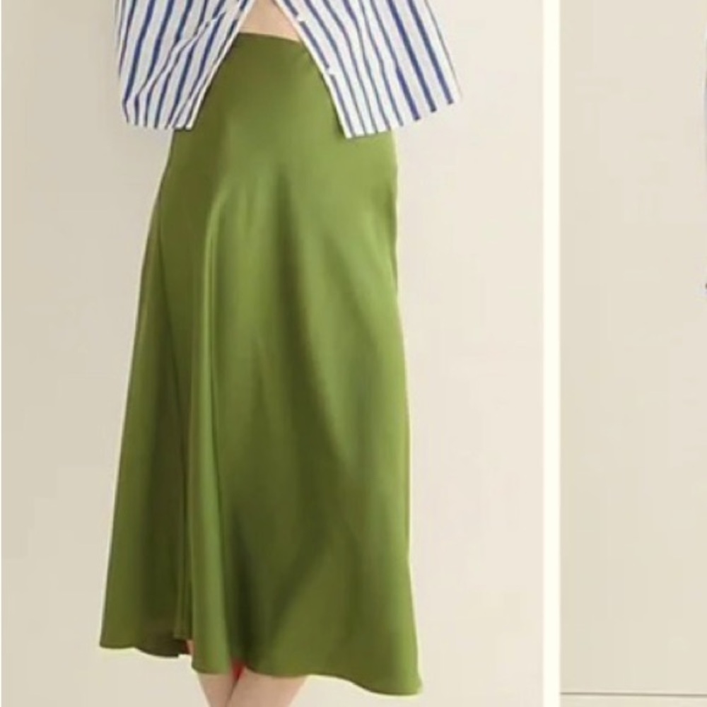 J crew Gwynneth slip skirt,  NWOT, size medium, current season style , size M